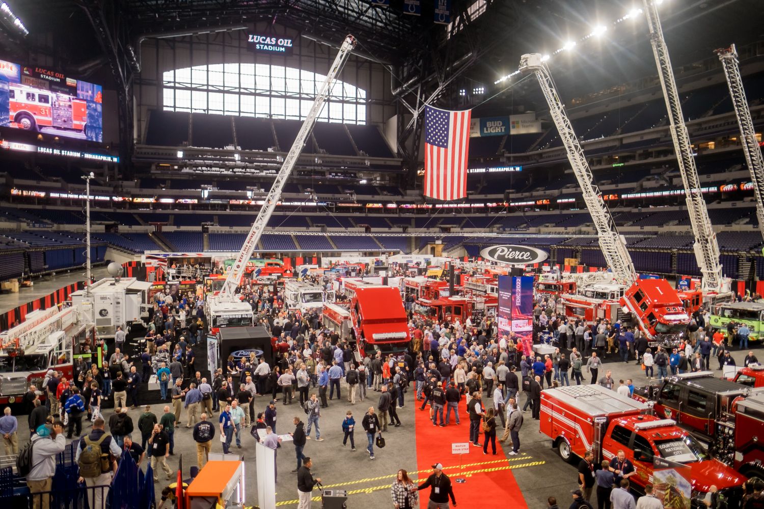 Exhibit Hall Open FDIC International 2024